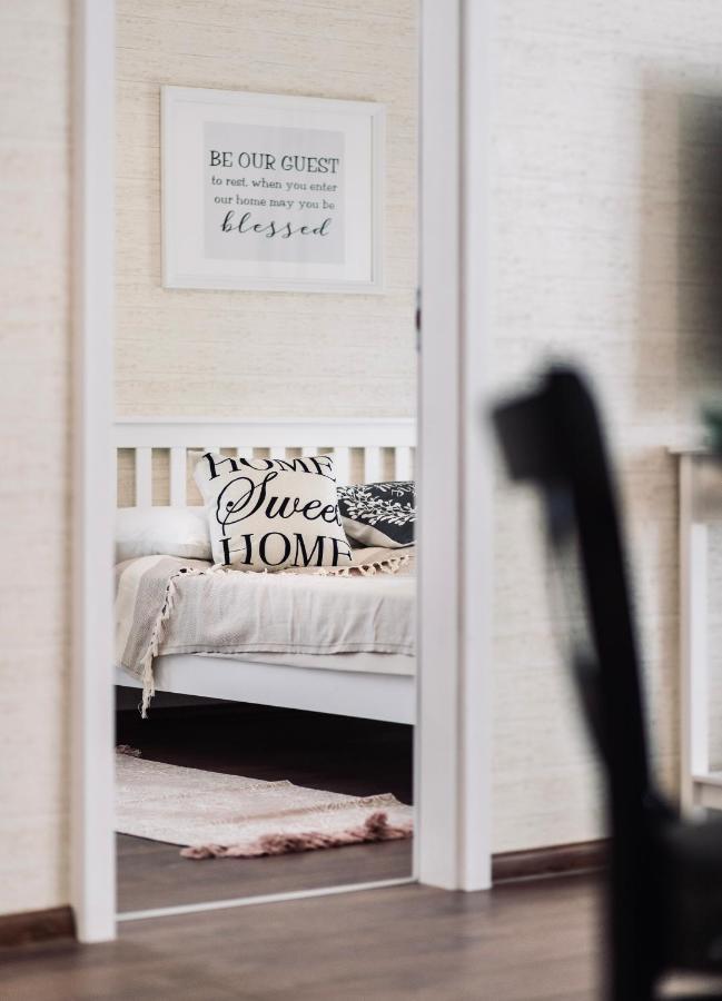 Monarchia Cottage Apartman Mosonmagyarovar Ngoại thất bức ảnh